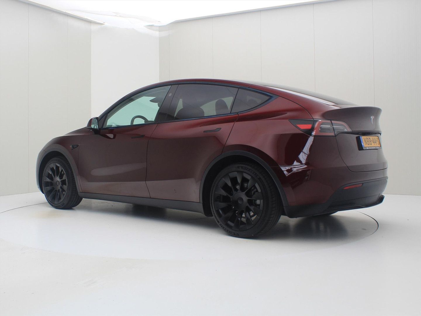 Tesla Model Y Standard RWD Plus 351pk 95% SoH [ HW4+FS imagem 3