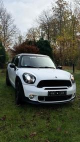 MINI Cooper SD Paceman - weiße Mini Paceman Serie