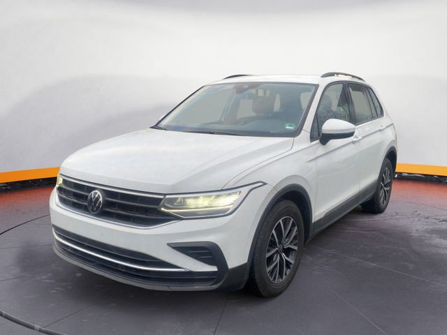 Volkswagen Tiguan 2.0 TDI DSG Life*Navi*ACC*Kamera*DAB*AHK*