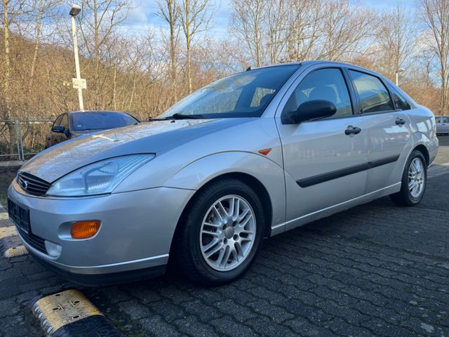 Ford Focus 1.6 Ghia*Limo*Tüv-Neu*Super Zustand*