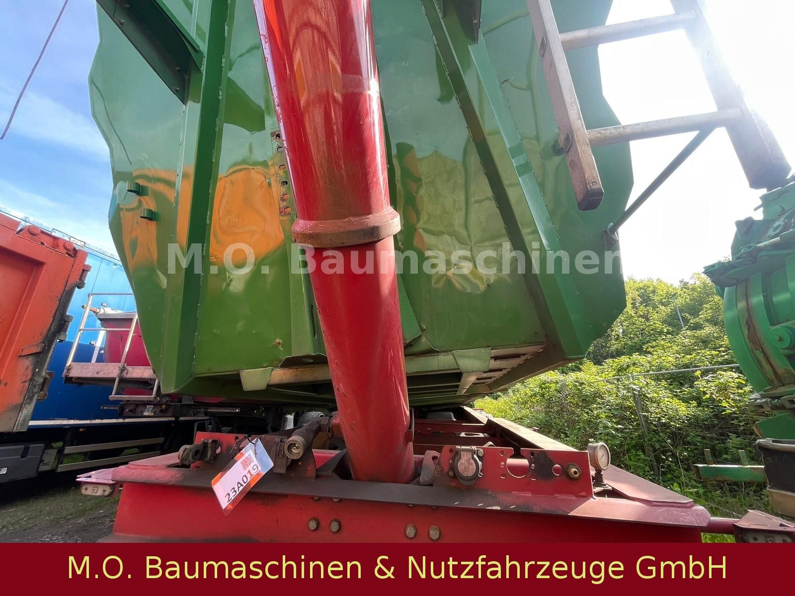 Fahrzeugabbildung Andere Kloos Ferrotrailer /Großraumstahlmulde/ca.70 m³/
