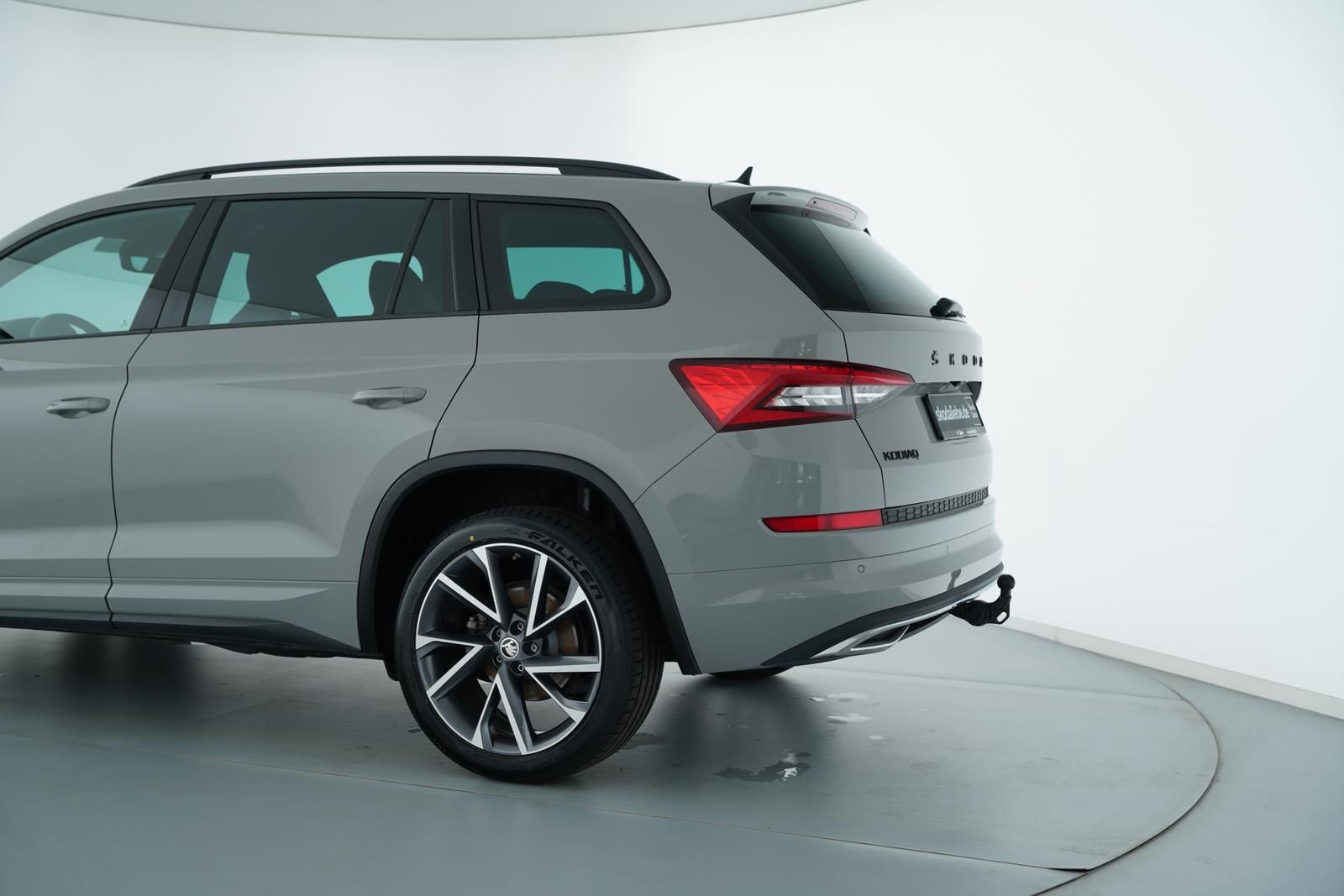 Skoda KODIAQ SPORTLINE 1.5TSI ANHÄNGERKUPPLUNG+CANTON foto 10