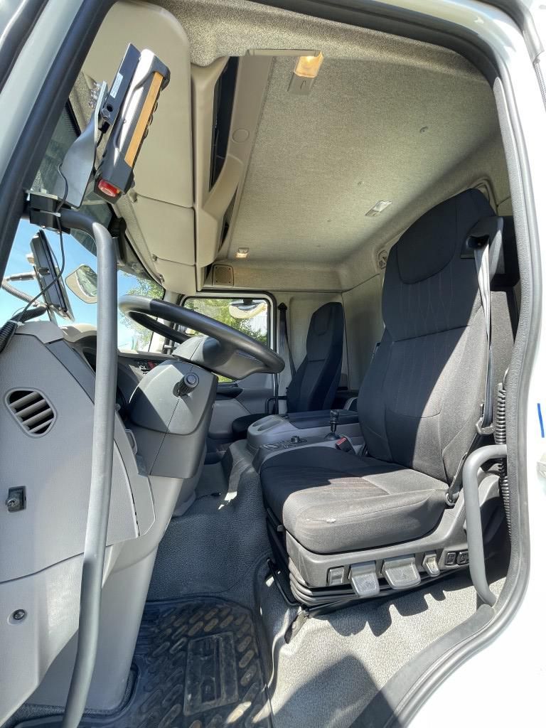Fahrzeugabbildung DAF LF 310 18t VDL Absetzkipper