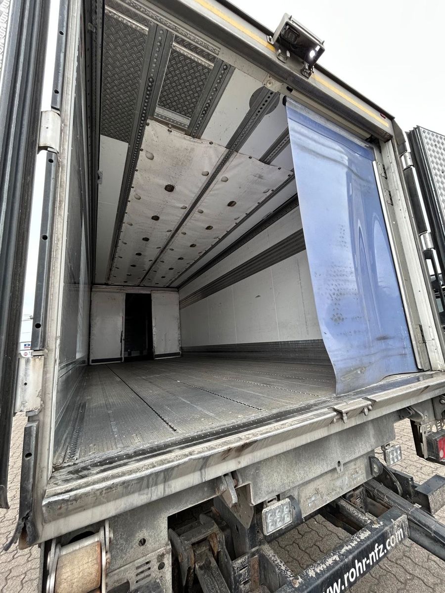 Fahrzeugabbildung Mercedes-Benz Antos 1840+Rohr Kühlauflieger