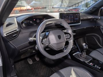 Peugeot 2008 - 5