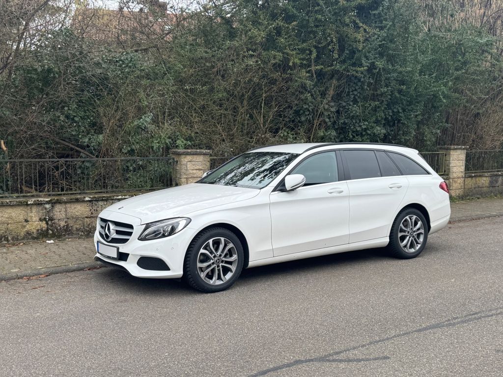 Image of Mercedes-Benz C 200