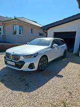 BMW 520d Touring A -  AHK, M-Sport, HU-Display