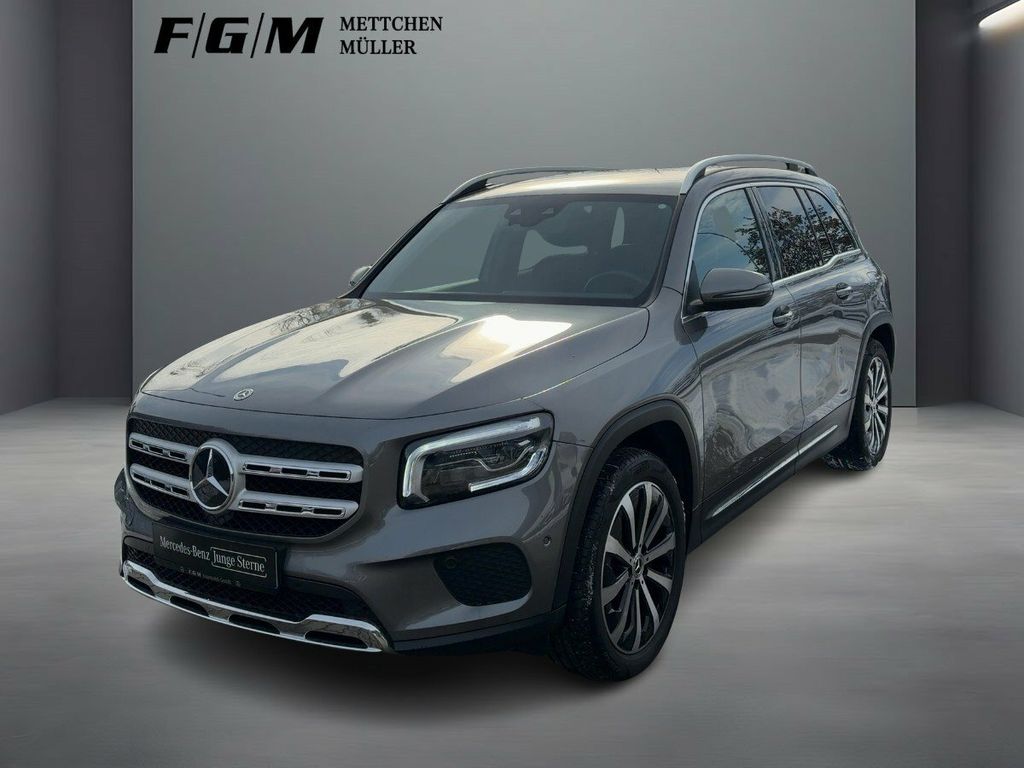 Mercedes-Benz GLB 220