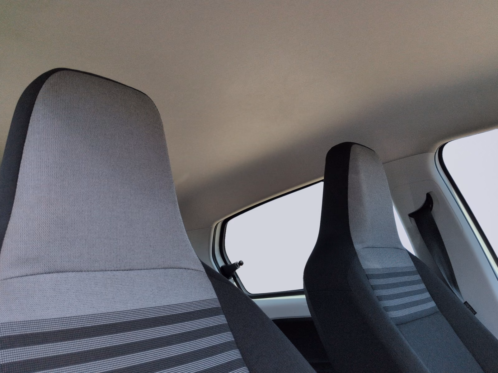 Volkswagen Up 1.0 Move Klima+GRA+SHZ+MAPS&MORE, миниатюра 17