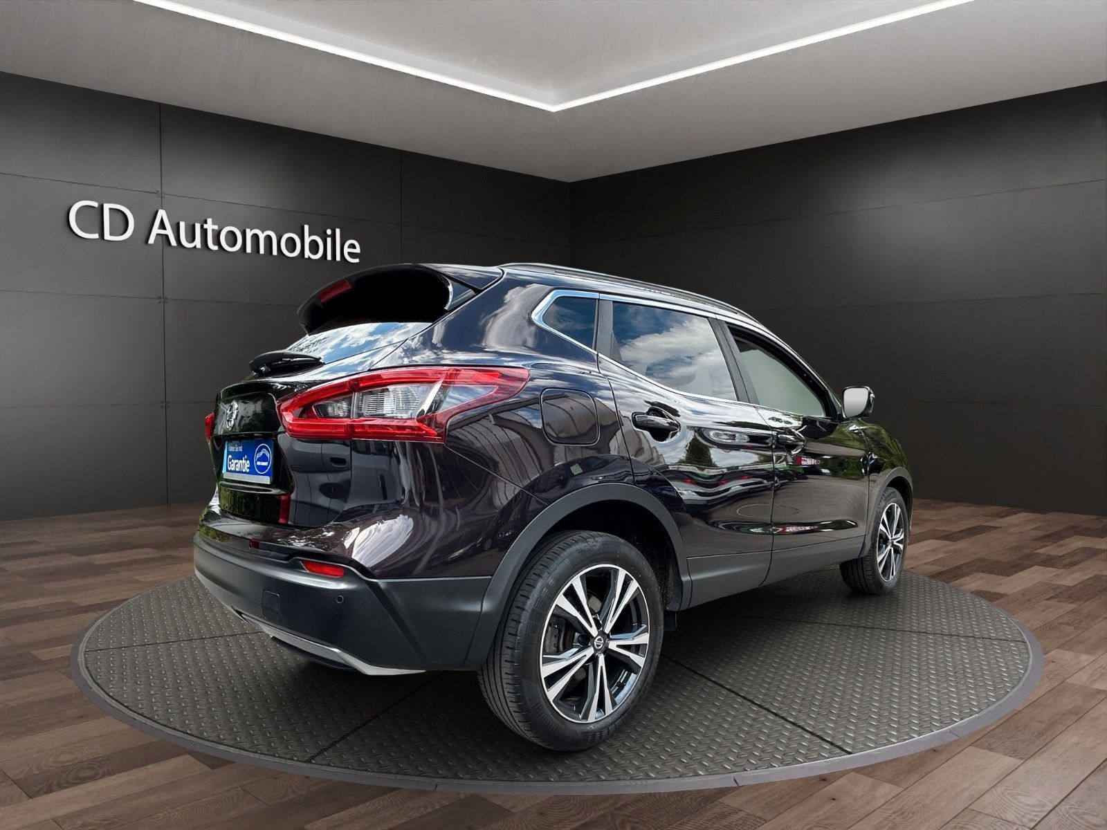 Fahrzeugabbildung Nissan Qashqai Tekna+ Klima/Kamara 360°/Panorama