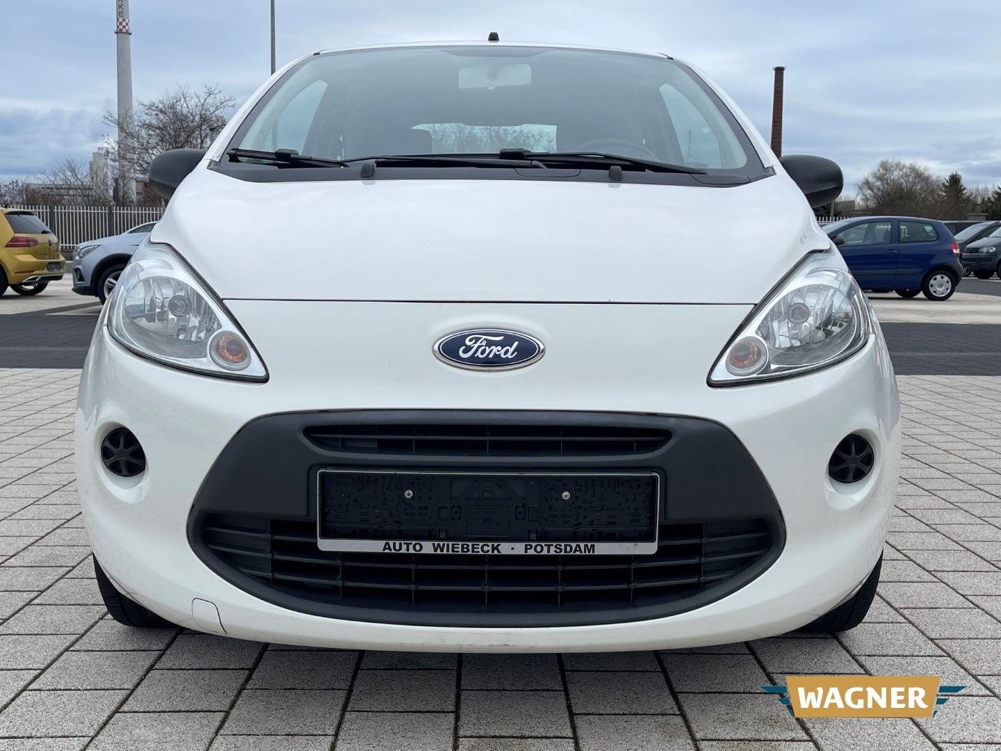 Fahrzeugabbildung Ford Ka Ambiente 1.2 Klima SHZ Tüv 07/26