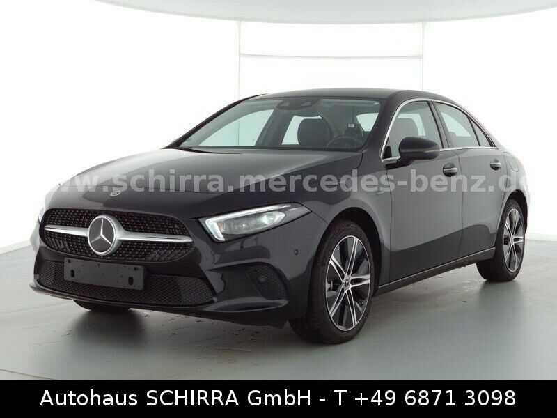 MERCEDES-BENZ A 250 e /MBUX/Business-Paket/Kamera/Hybrid