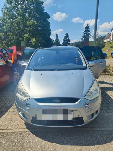 Ford S-Max 2,5 Titanium Titanium