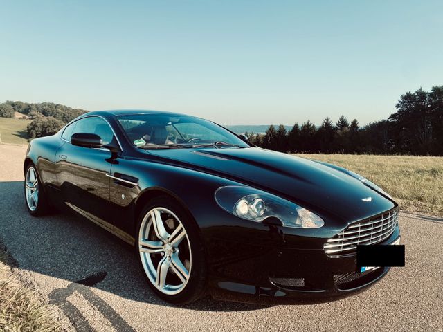 Aston Martin DB9 V12 6.0l Facelift - Dt. Historie, Scheckheft