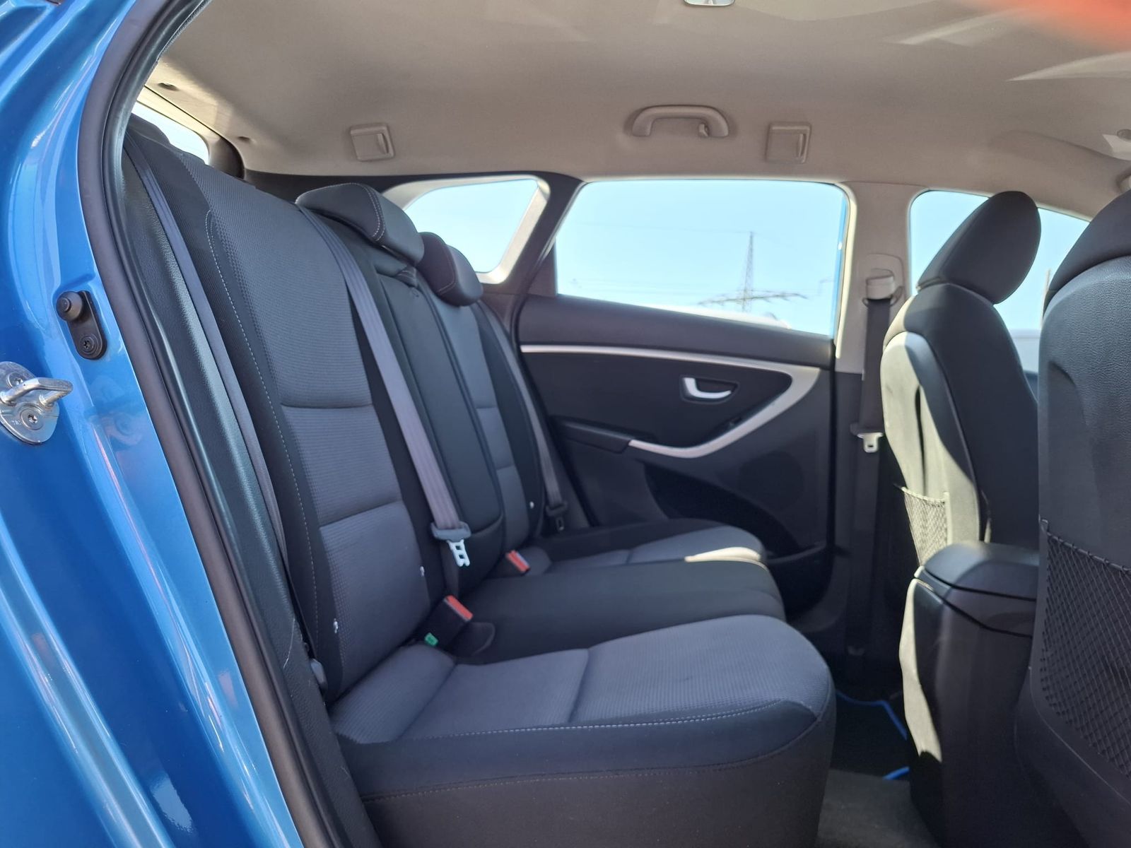 Fahrzeugabbildung Hyundai i30 Trend 1.6 GDI Automatik*AHK*TEMP*KLIMA*LeHz