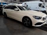 Mercedes-Benz E 220d Das Taxi TAXAMETER*WIDE*LED*RÜCKKAM*AHK - Mercedes-Benz E 220: Beige