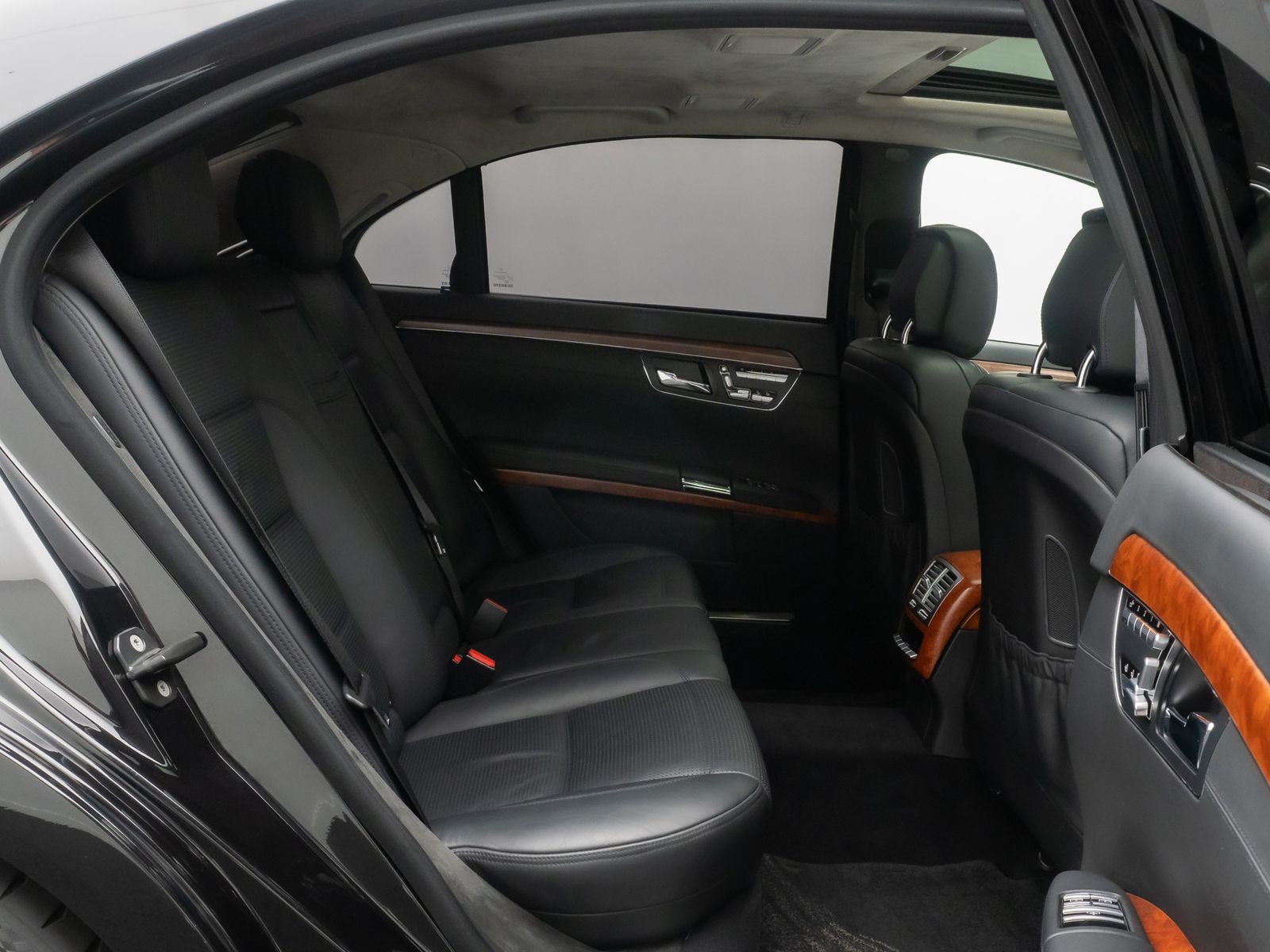 Fahrzeugabbildung Mercedes-Benz S 65 AMG Long Massage BiXenon Kamera GSD 20"Voll