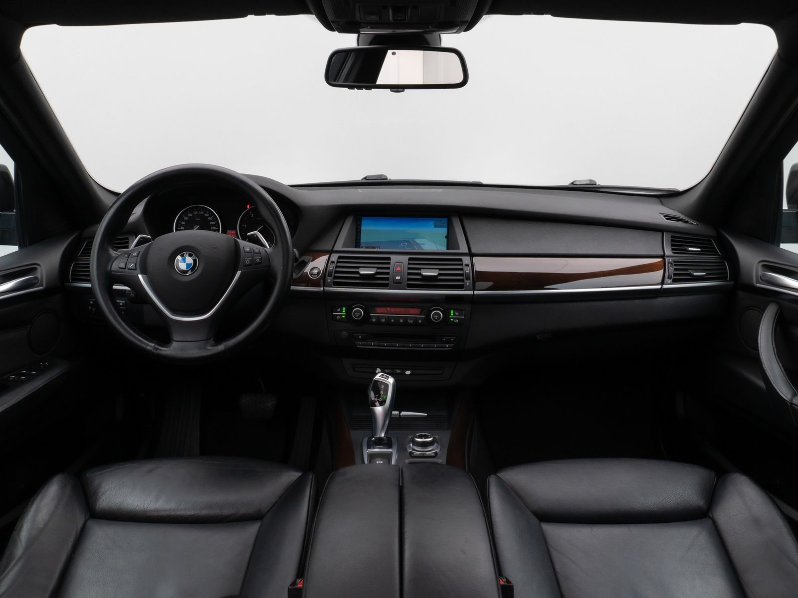 Fahrzeugabbildung BMW X5 xD40d Sport Panorama Kamera HUD HiFi SoftCL