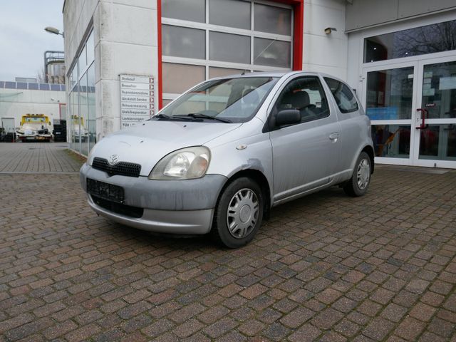 Toyota Yaris 1.0 linea terra