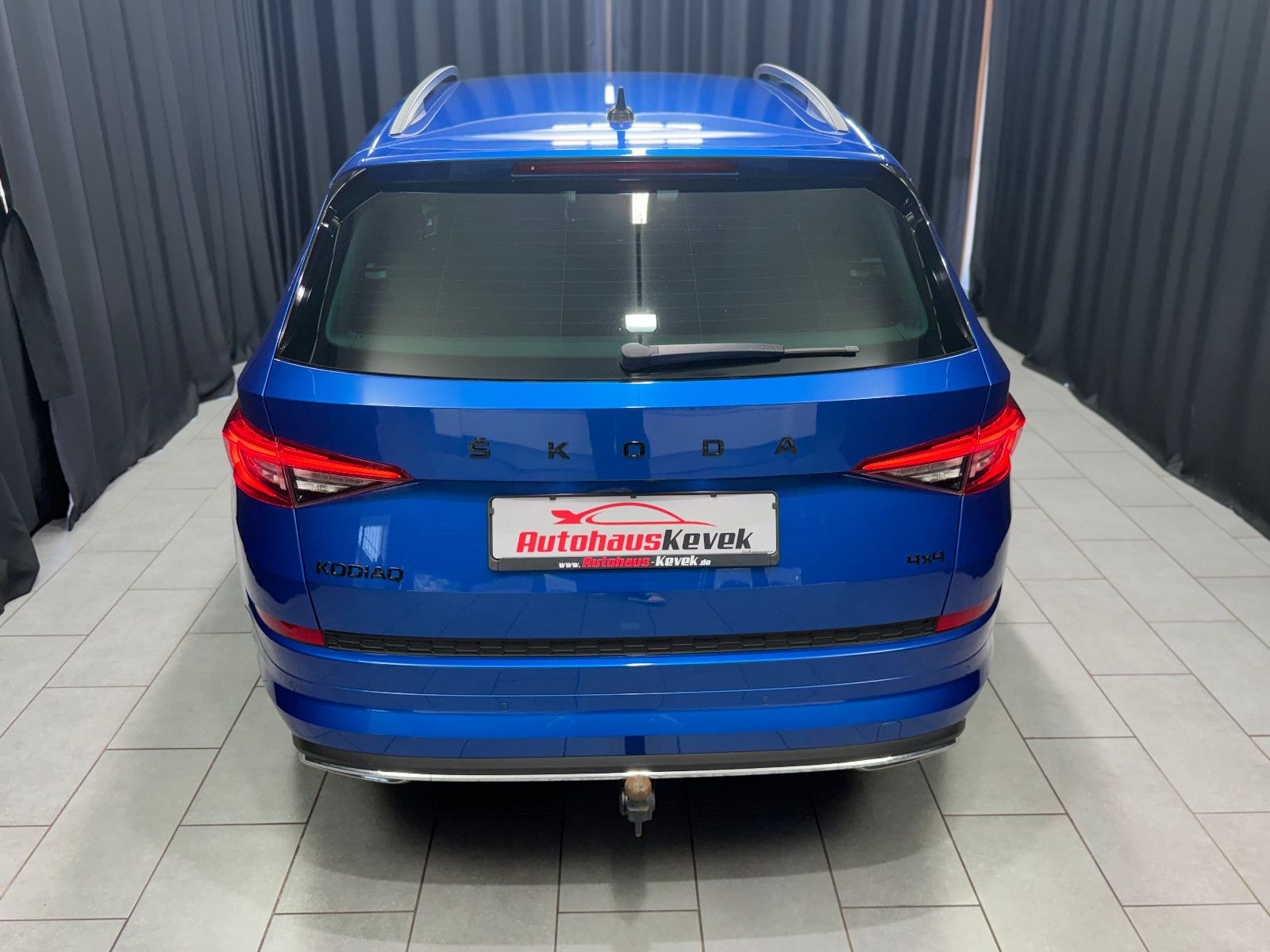 Fahrzeugabbildung SKODA Kodiaq Sportline 4x4|CANTON|360°|AHK