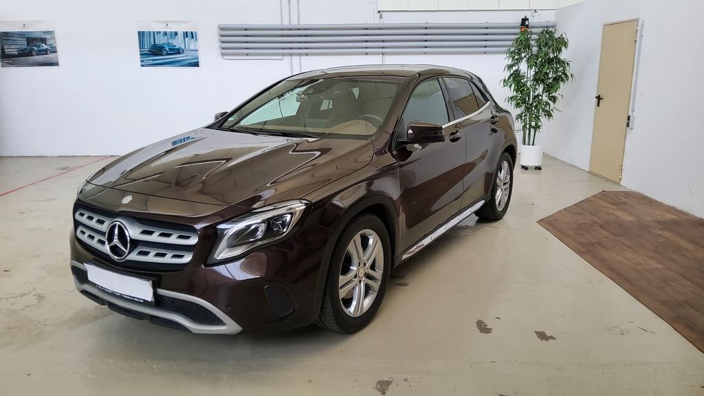 Image of Mercedes-Benz GLA 250