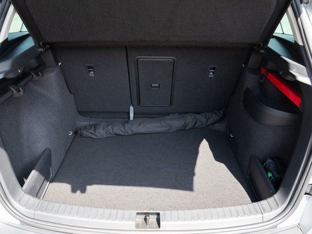 Karoq 1.5 TSI Clever DSG NAVI+RFK+WINTER