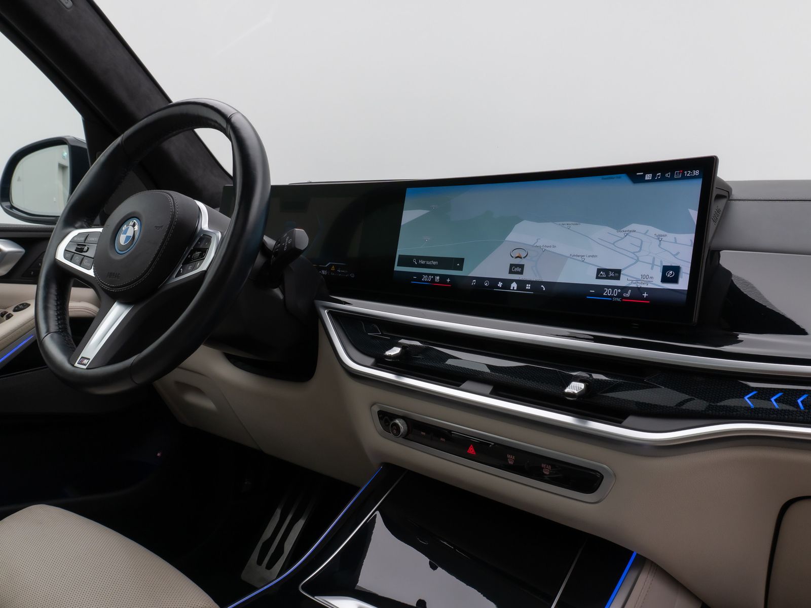 Fahrzeugabbildung BMW X5 xD50e M Sport Pro Pano SoftCL 360°HUD DAB H/K