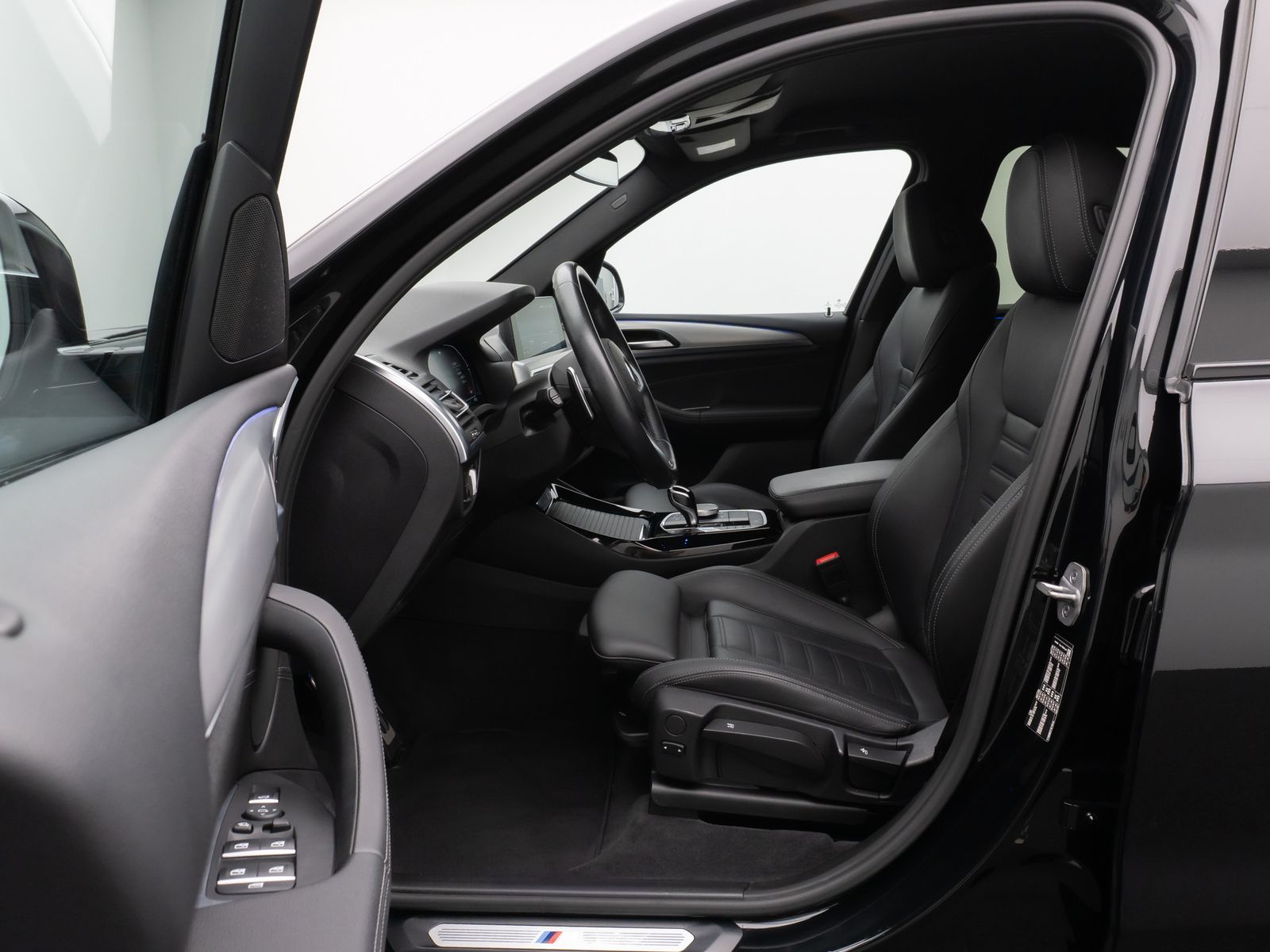 Fahrzeugabbildung BMW X3 xD30i M Sport Kamera DAB HiFi AdaptLED 19Zoll