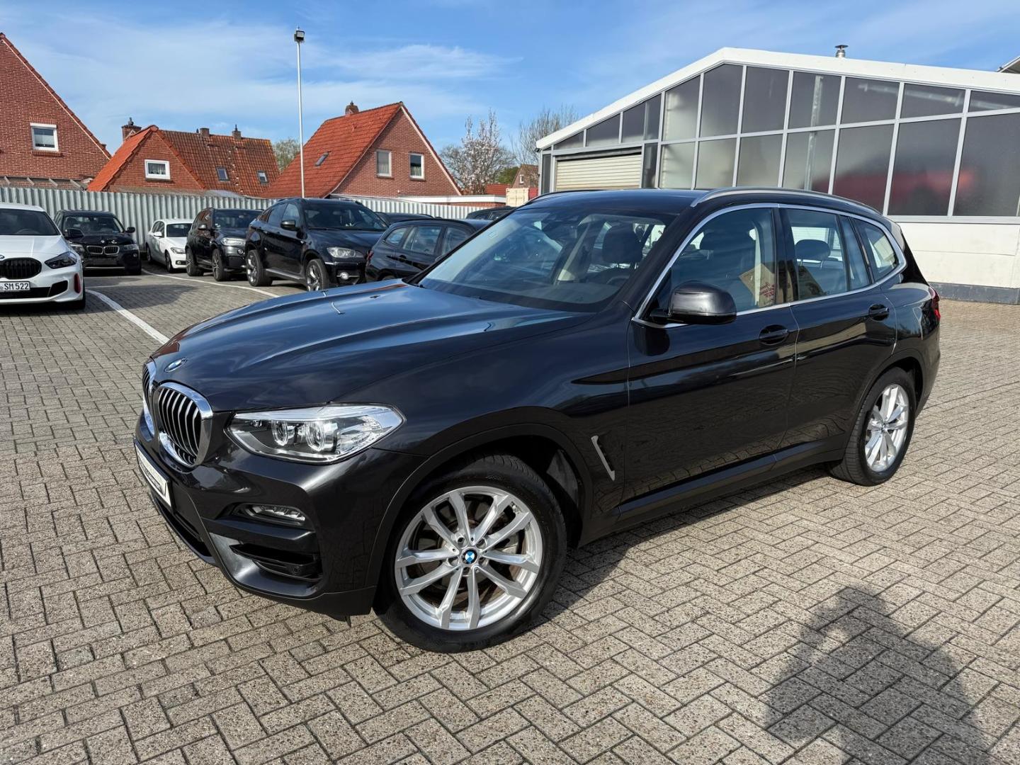 BMW X3 xDrive20d AHK el. Sitze Leder Live Cockpit Pr
