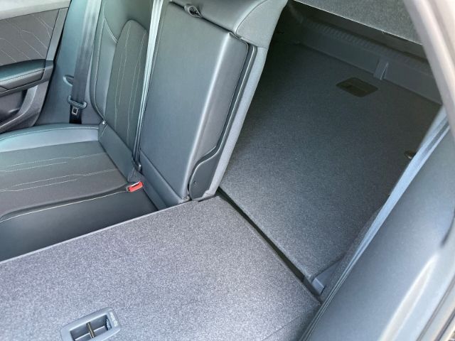 Fahrzeugabbildung CUPRA Formentor 1.5 eTSI, Autom, AHK, Navi, Sitzheizun
