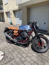 Moto Guzzi V7 II Racer - MOTO GUZZI MOTORRAD V7