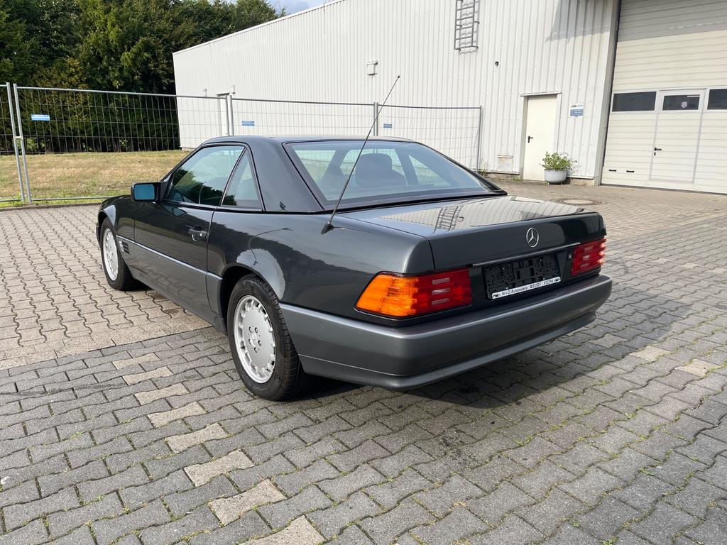 Mercedes-Benz SL 300