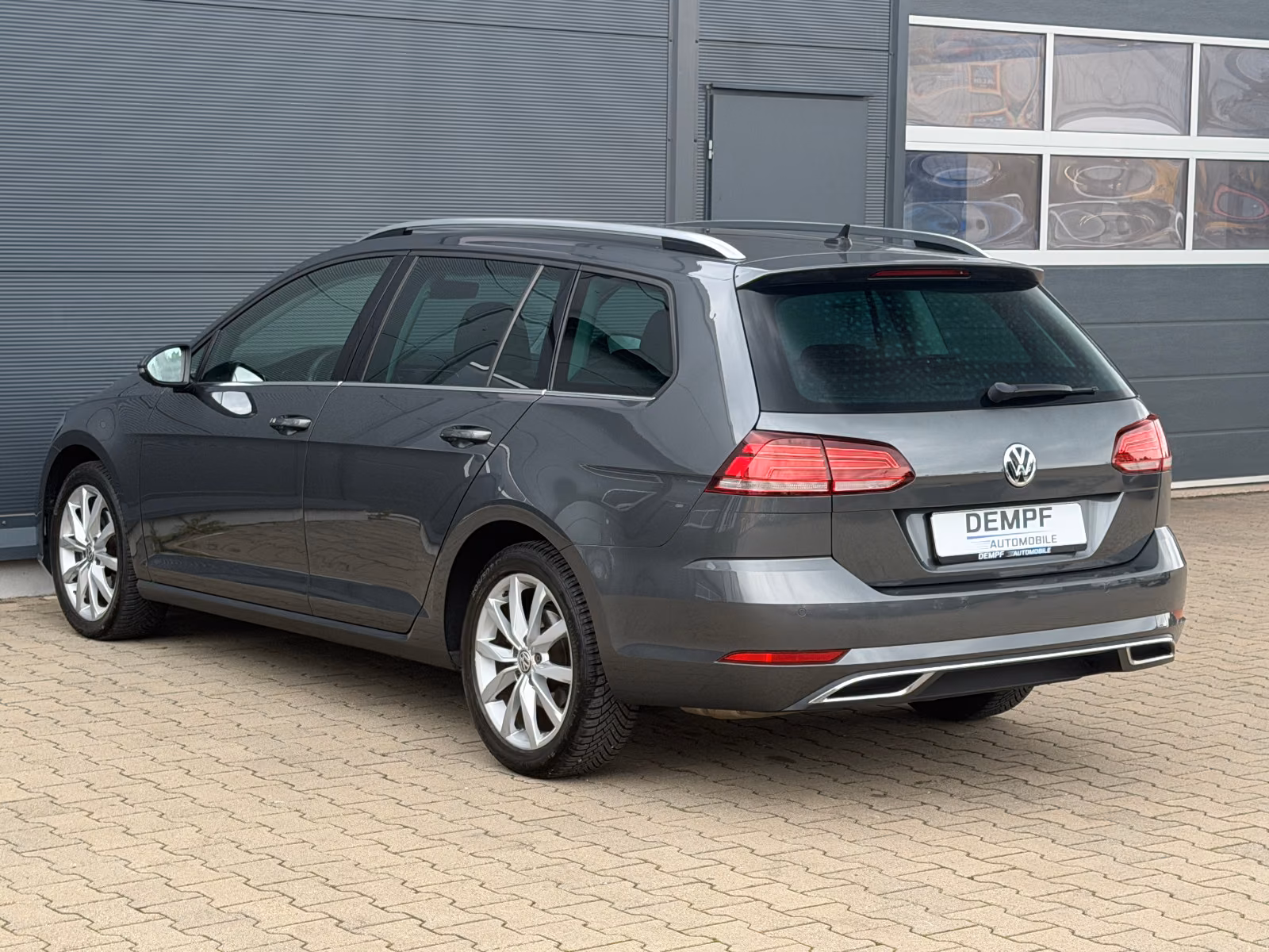 Volkswagen Golf Var. Highline*DSG*ErgoActive*LED*Navi*ACC*