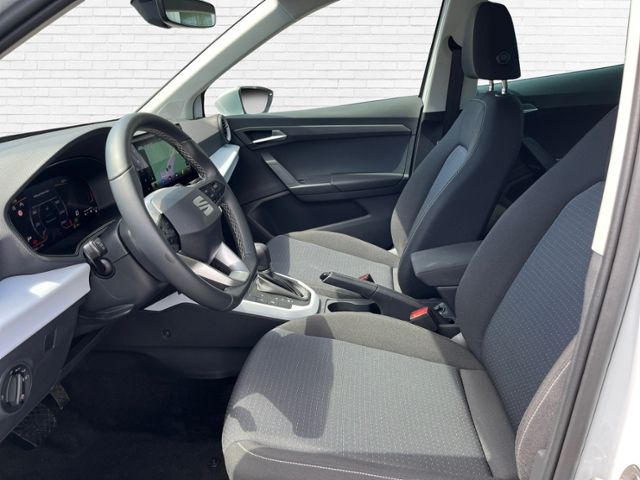 Fahrzeugabbildung SEAT Arona 1.0 TSI Road Edition KLIMA LED NAVI LEDER