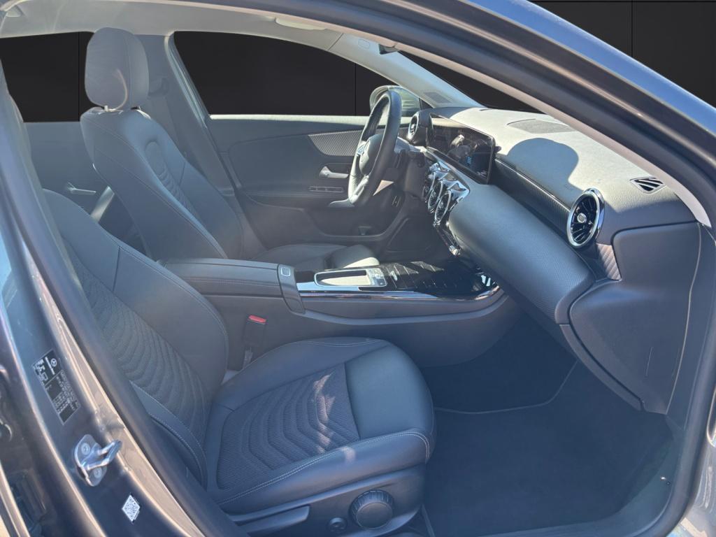 Mercedes-Benz A 250 e Kompaktlimousine Progressive Advanced