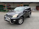Toyota Land Cruiser 3.0 D-4D Aut. Executive 8 Sitzer - gebrauchte Toyota Land Cruiser aus dem Jahr 2003