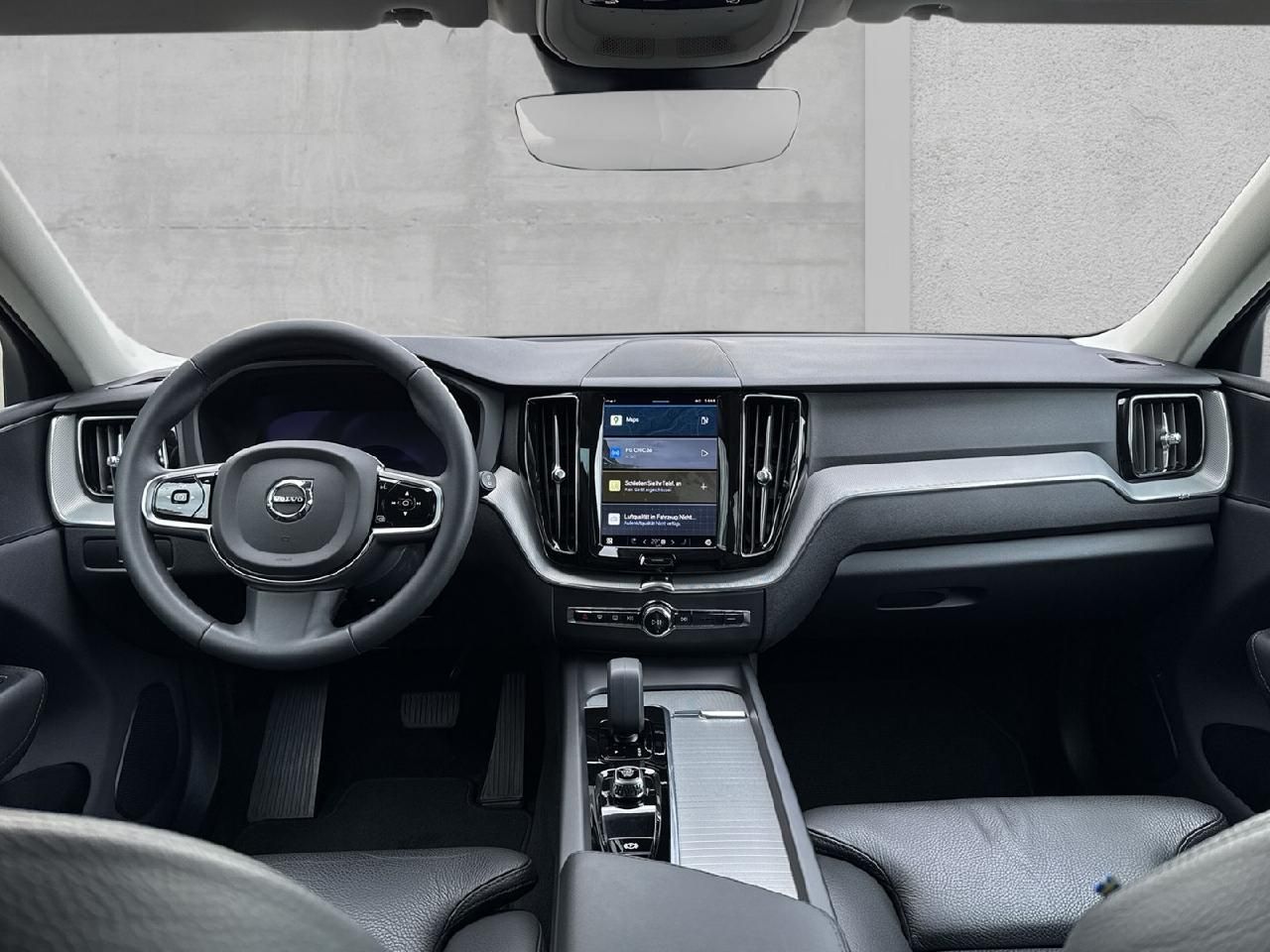 Fahrzeugabbildung Volvo XC60 Plus Bright 2WD