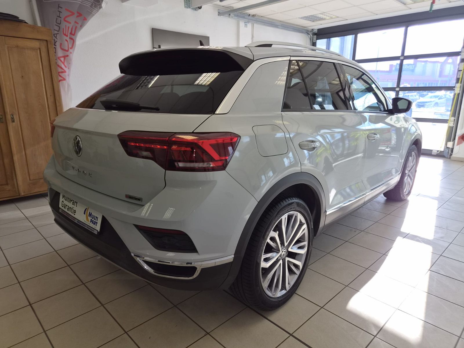 Fahrzeugabbildung Volkswagen T-Roc Sport 4Motion / LED / SCHECKHEFT