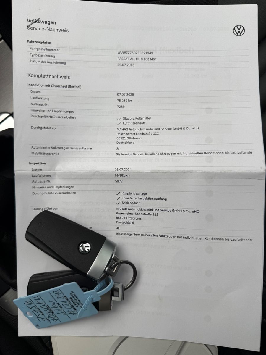 Passat Variant Highline Blue TDI*LEDER*NAVI*1.HA