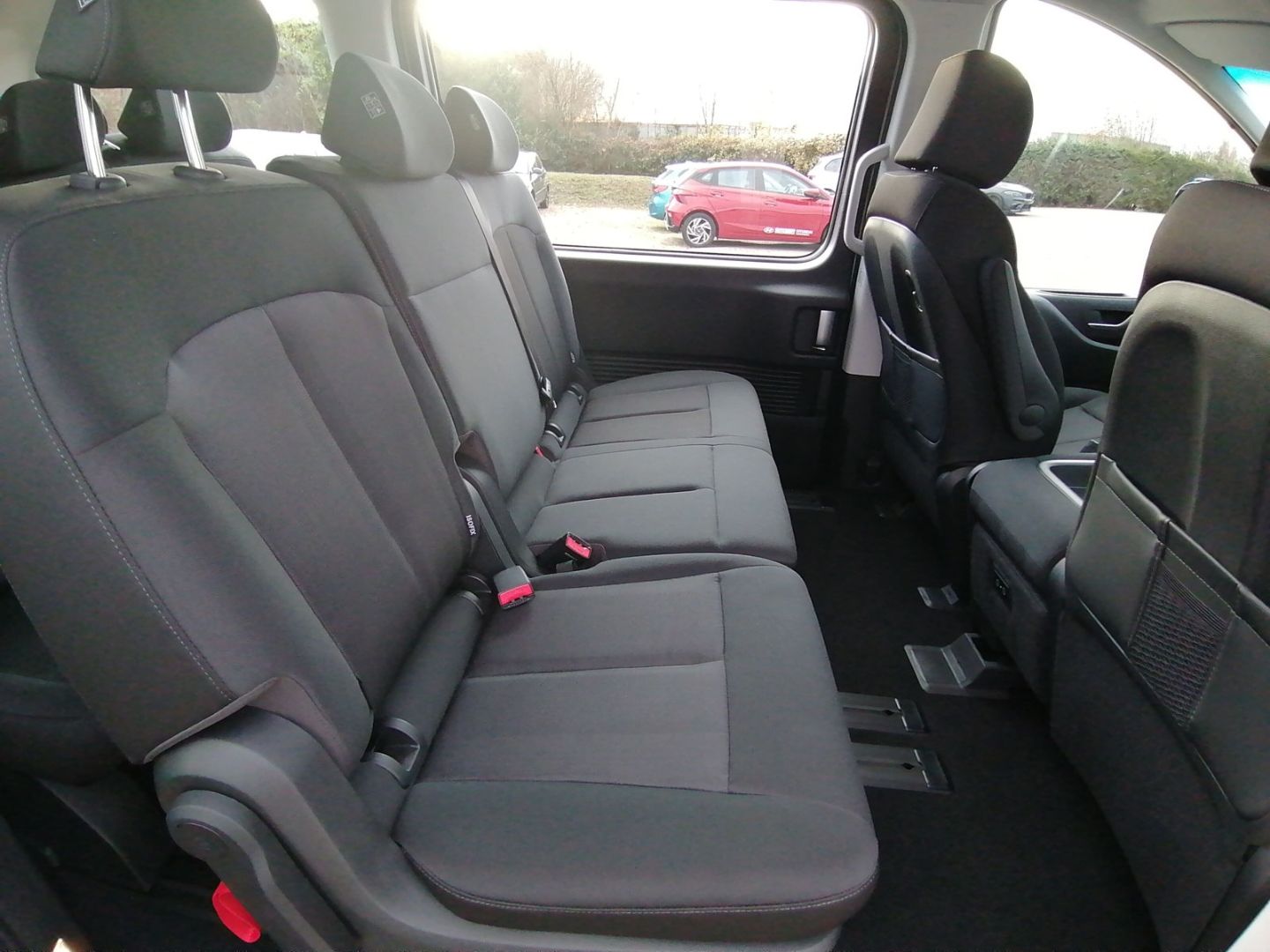 Hyundai STARIA - Bild 10