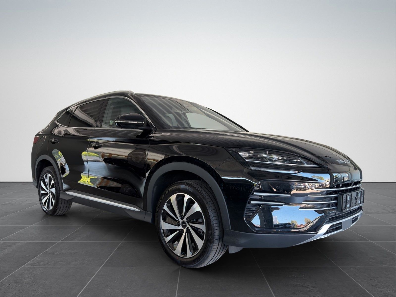 BYD SEAL U
