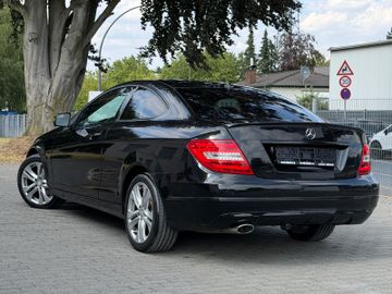 Mercedes C 220 - 4