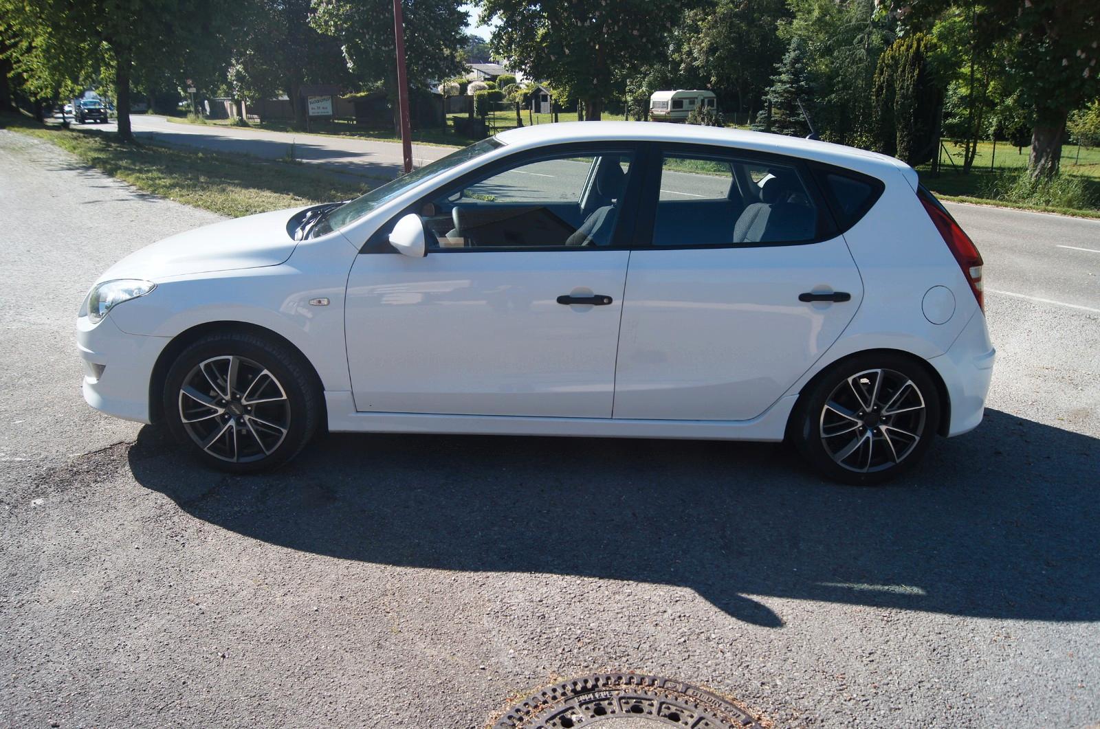 Hyundai i30 1.4 ,Steuerkette,Inspektion+TÜV neu