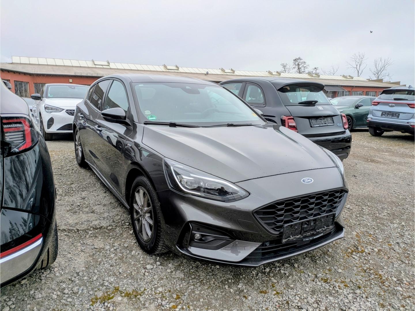 Ford Focus ST-Line X LED+AHK+Bang&OlufsenAnlage+KAMER