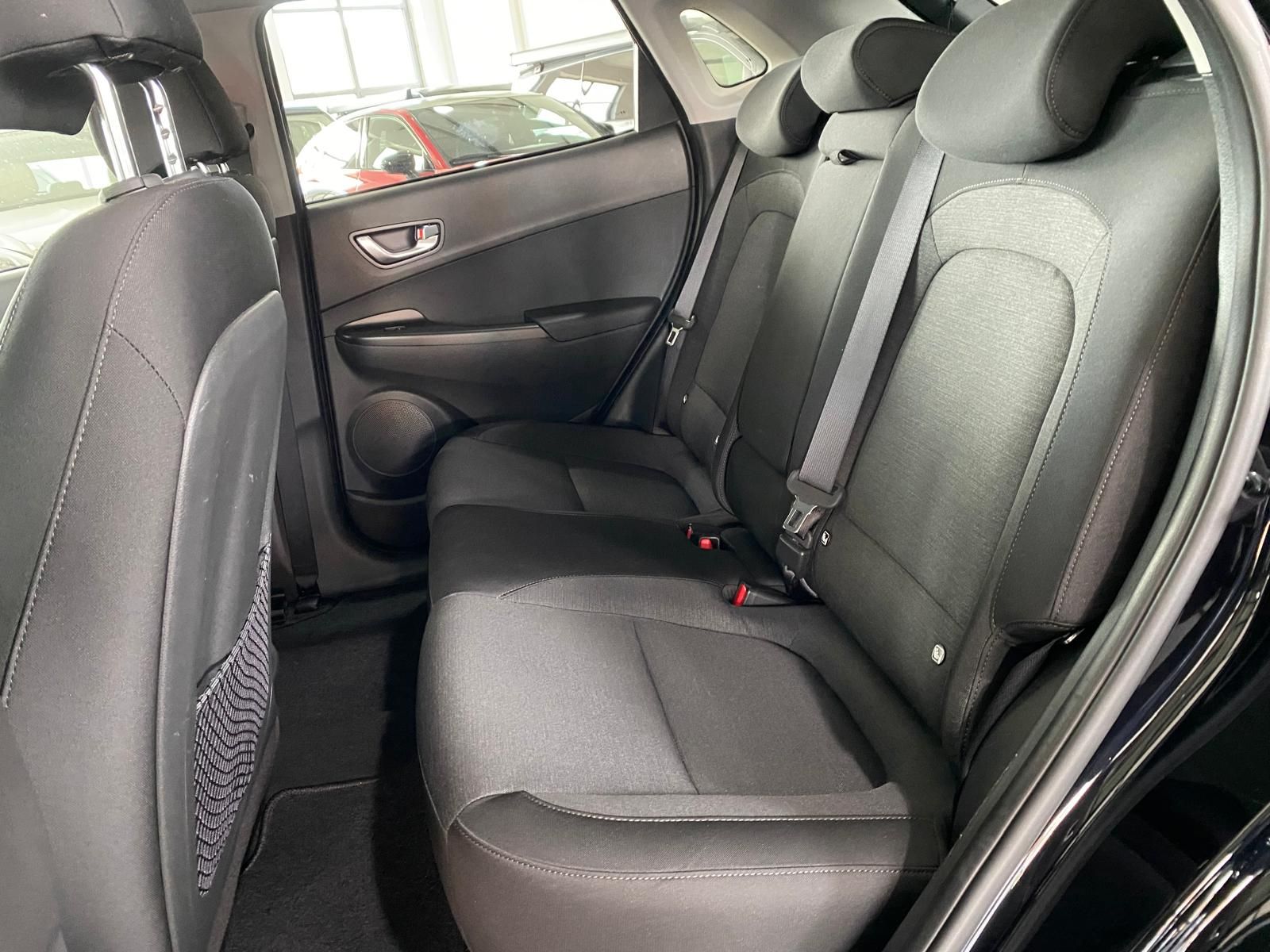 Fahrzeugabbildung Hyundai Kona Trend Elektro 150kW/DIS/RFK/LED/SH/