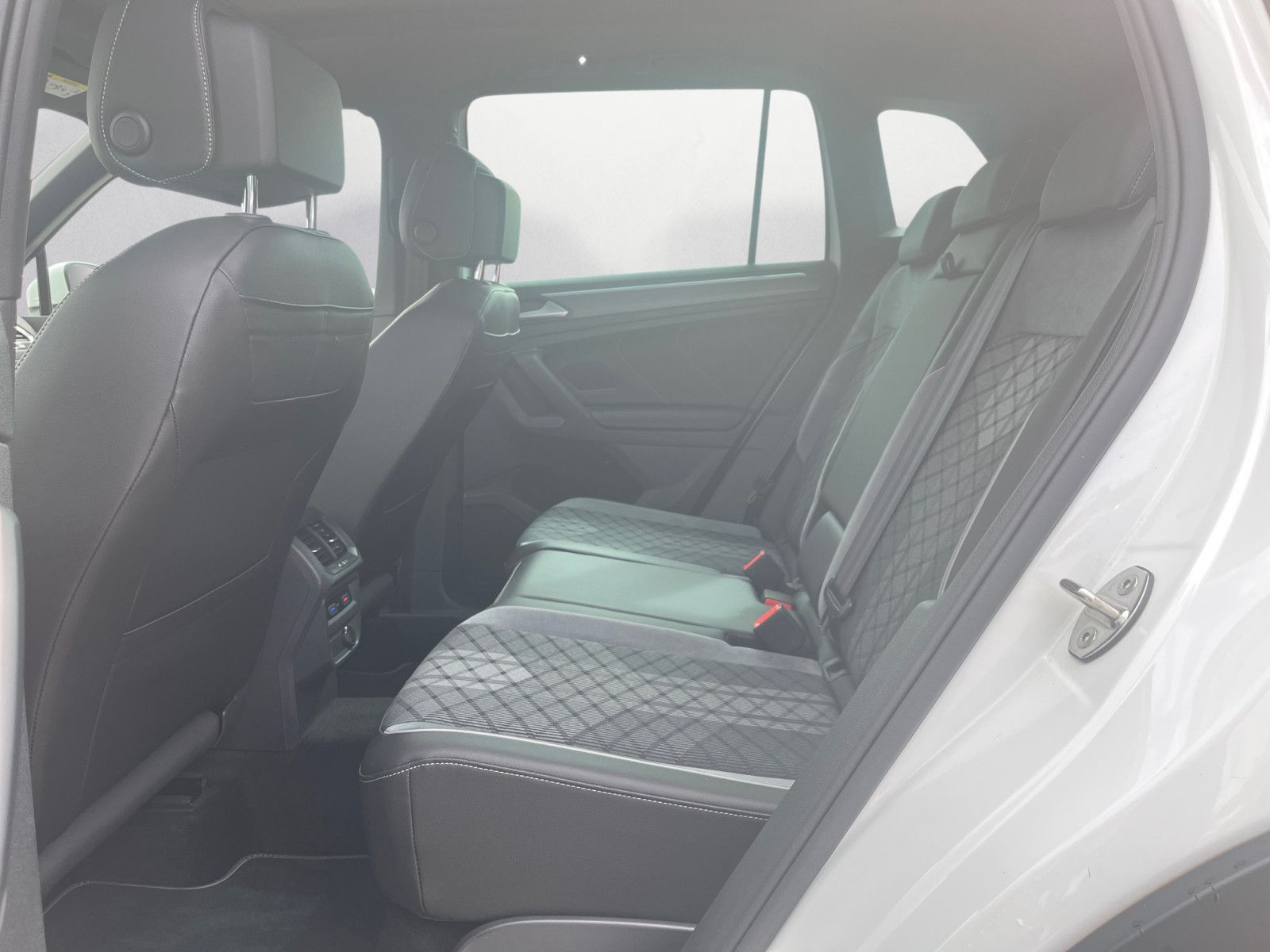 Volkswagen Tiguan - Bild 9