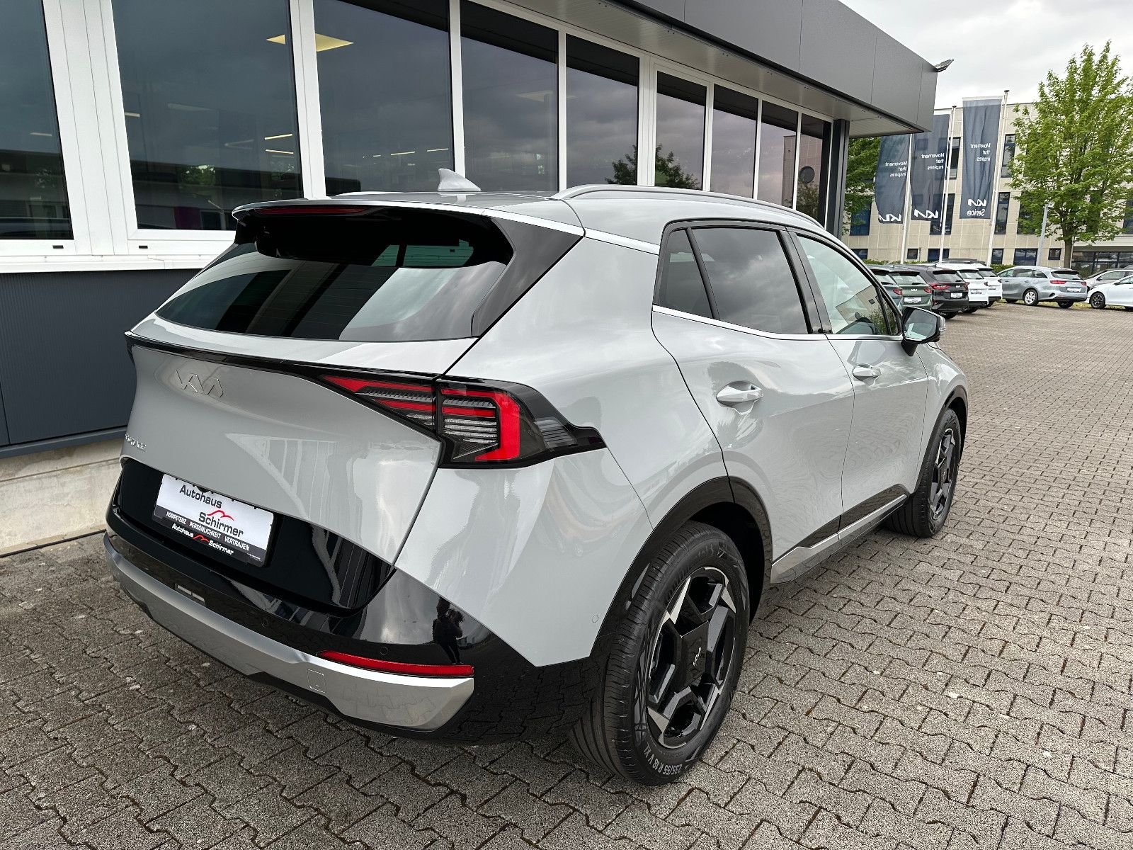 Fahrzeugabbildung Kia Sportage FL 1.6T 2WD DCT SPIRIT DRIVE SOUND
