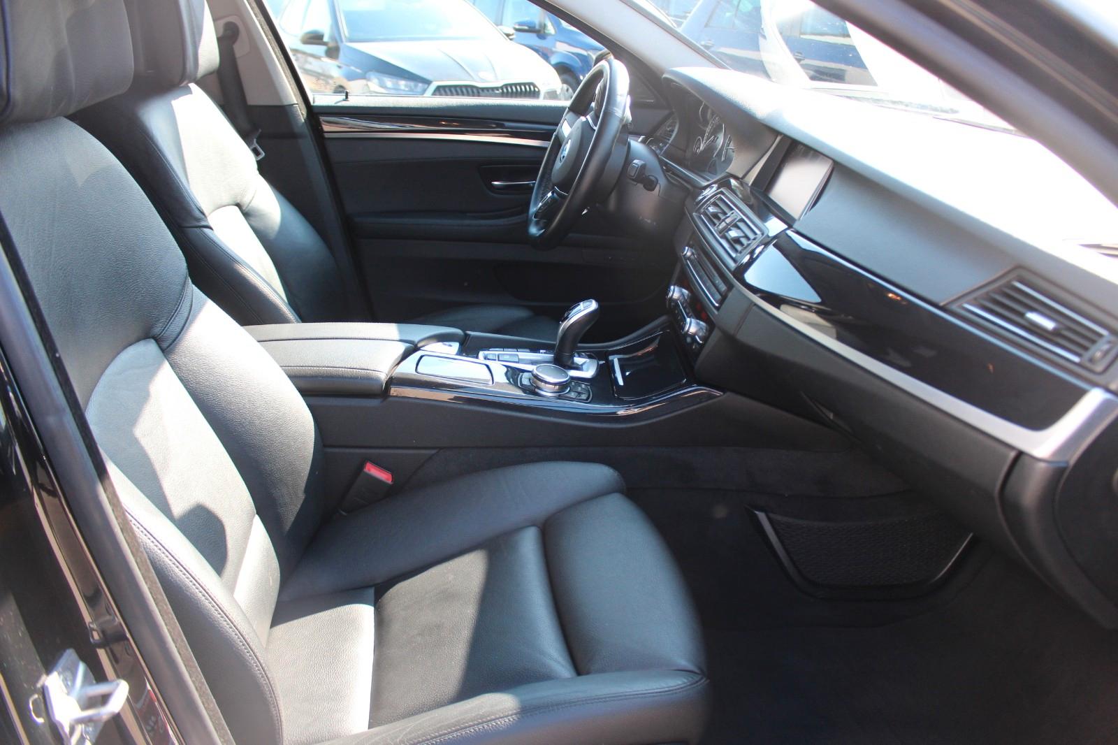 BMW 530 5 Touring 530 d/R-Kamera/Navi/TÜV 07.2027