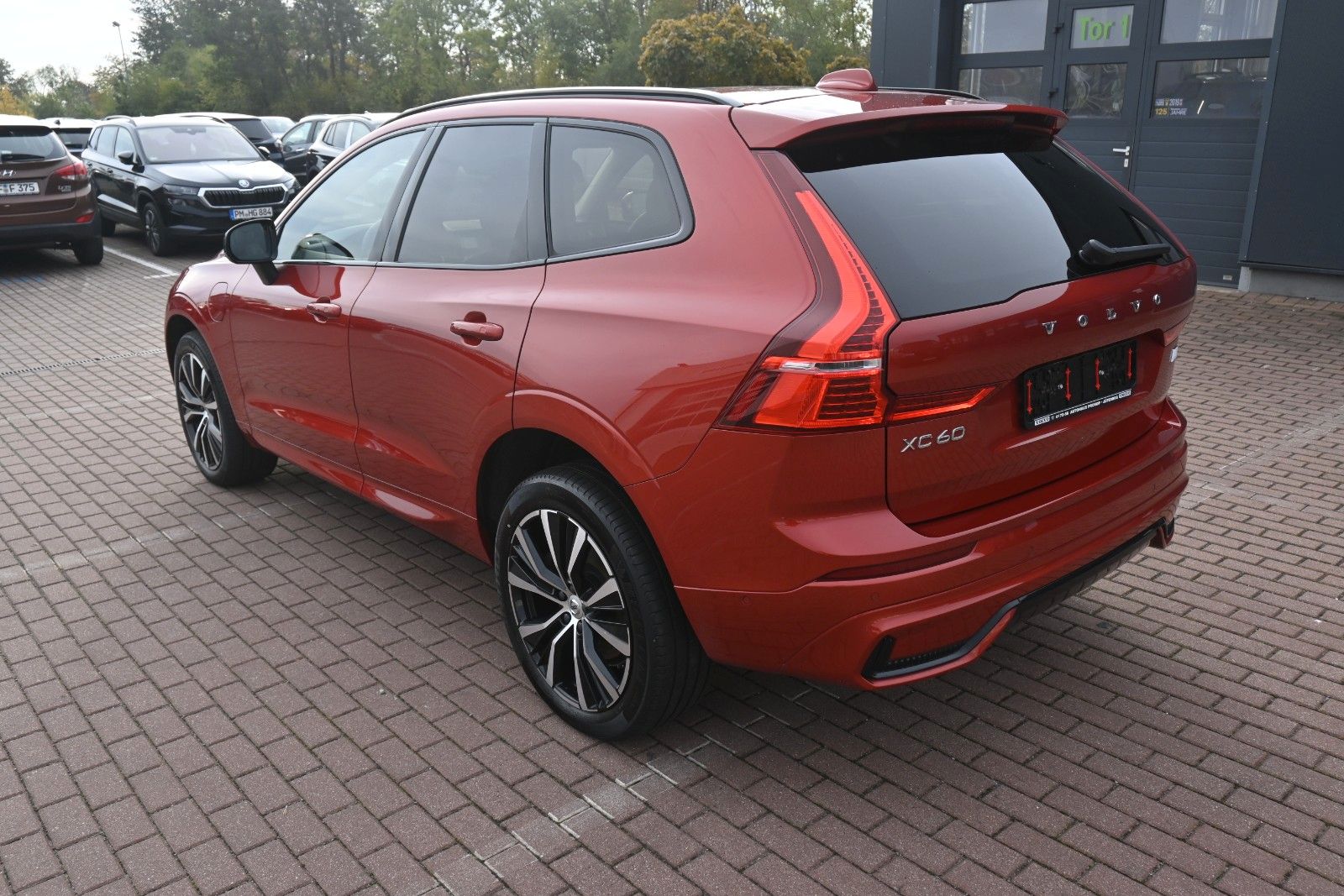 Fahrzeugabbildung Volvo XC60 T8 Ultimate Dark AWD*AHK*HUD*Pano*Massage*