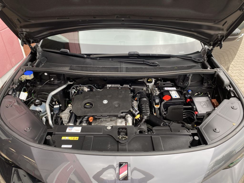 Fahrzeugabbildung DS Automobiles DS7 BlueHDI 130 Aut. PERFORMANCE LINE + *AZV*